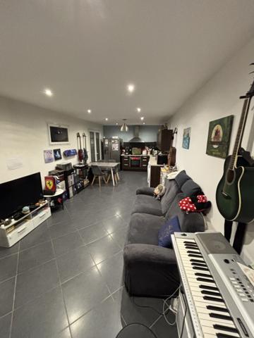 Gardanne - Maison rénovée 3 pièces - 70 m2 - terrasse couverte - jardin - stationnement