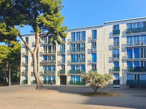 Appartement Vitrolles  Les Vignette 4 pièces 74m²
