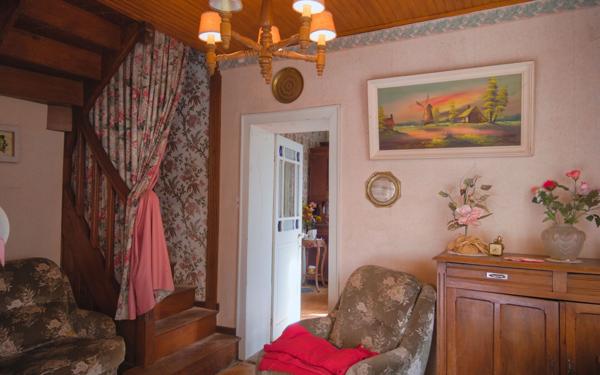 Maison à vendre    5 pièces • 104 m2 Cérilly