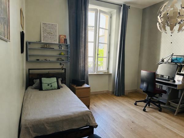 Maison bourgeoise de 1870, entièrement réinventée dans un esprit contemporain