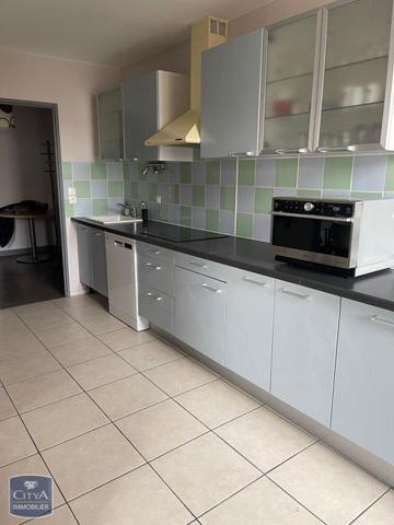 Appartement à louer 4 pièces 87.9m²