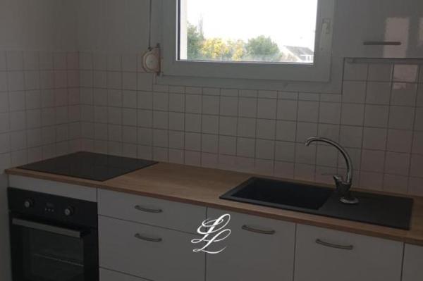 Location - Appartement 3 pièces 51 m 2 LE MANS (72000)