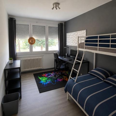 Appartement de type F4 situé à Saint-Etienne proche du HPL . Actuellement en location dans une copropriété sécurisé.