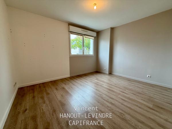 Maison à vendre 7 pièces RIVES DU LOIR EN ANJOU (49)