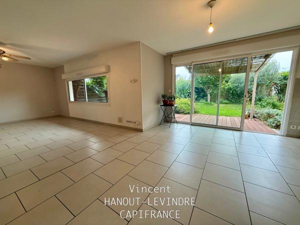 Maison à vendre 7 pièces RIVES DU LOIR EN ANJOU (49)