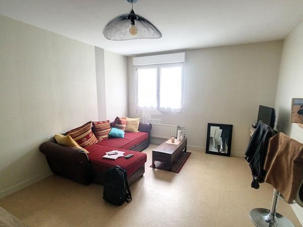 Location d'un appartement T2 (44 m²) à LAVAL