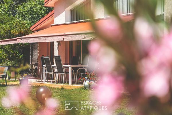 Élégante maison d’architecte au coeur d’un écrin naturel