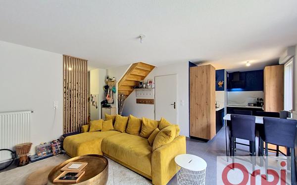 Maison à vendre    3 pièces •  Castelnau-d'Estrétefonds