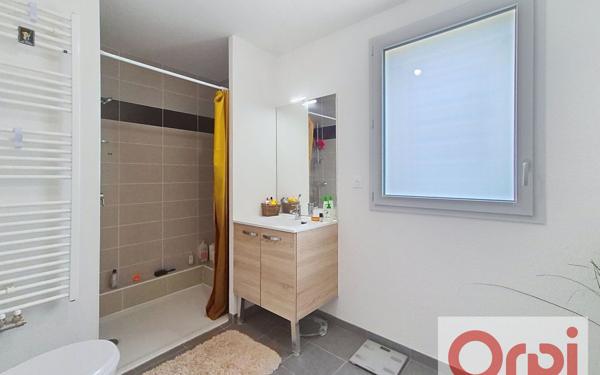 Maison à vendre    3 pièces •  Castelnau-d'Estrétefonds