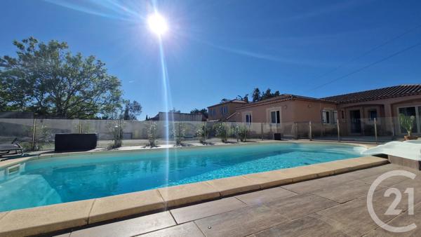 Maison à vendre  6 pièces - 137 m 2   MARIGNANE  - 13