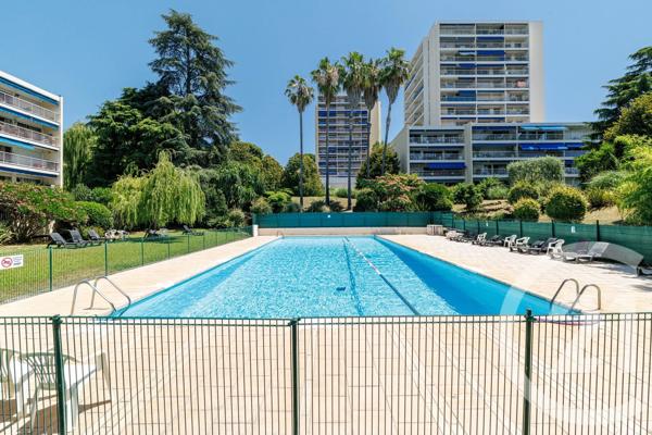 Appartement F4 à vendre  4 pièces - 83,39 m 2   NICE  - 06