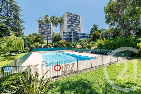 Appartement F4 à vendre  4 pièces - 83,39 m 2   NICE  - 06