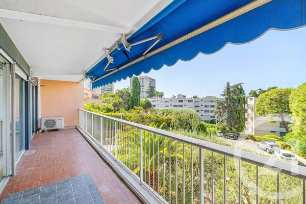 Appartement F4 à vendre  4 pièces - 83,39 m 2   NICE  - 06