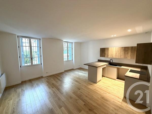 Appartement F4 à vendre  4 pièces - 83,39 m 2   NICE  - 06