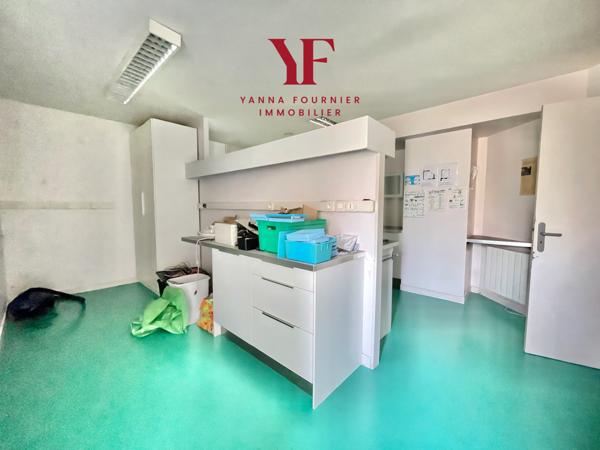 Plougastel-Daoulas (29470) MURS COMMERCIAUX, 147 m² – CENTRE VILLE DE PLOUGASTEL-DAOULAS, ACCÈS PMR