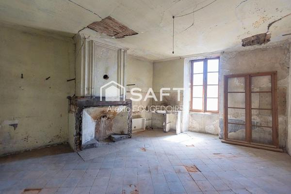 Appartement avec 2 plateaux à réhabiliter