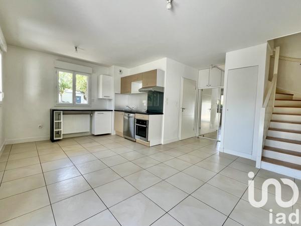 Appartement 3 pièces de 55 m² à Sartrouville (78500)