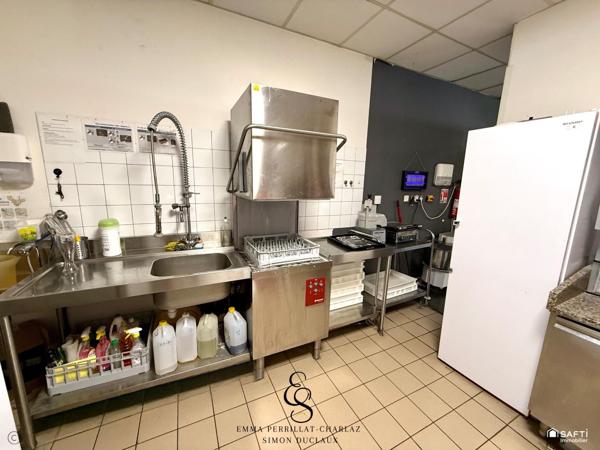 Fonds de commerce de pizzeria clé en main.