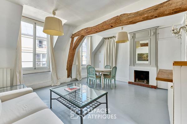 Duplex chargé d’histoire proche de la Place des Vosges