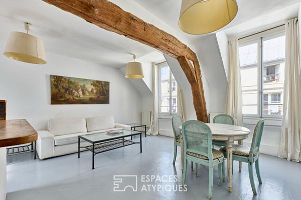 Duplex chargé d’histoire proche de la Place des Vosges