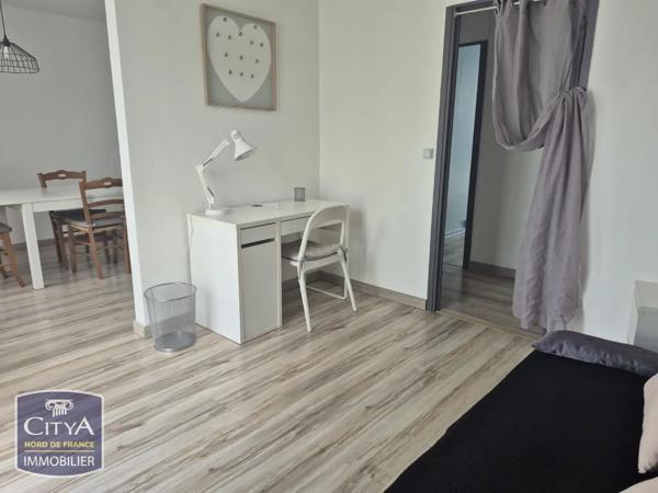 Appartement à louer 4 pièces 77.32m² Maubeuge (59600)