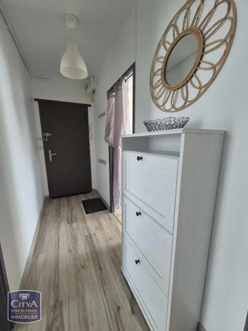 Appartement à louer 4 pièces 77.32m² Maubeuge (59600)
