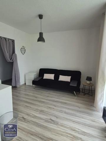 Appartement à louer 4 pièces 77.32m² Maubeuge (59600)