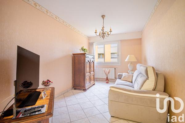 Appartement 4 pièces de 83 m² à Domont (95330)