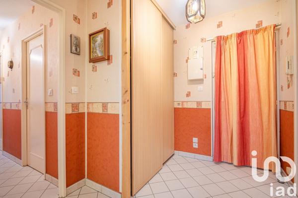 Appartement 4 pièces de 83 m² à Domont (95330)