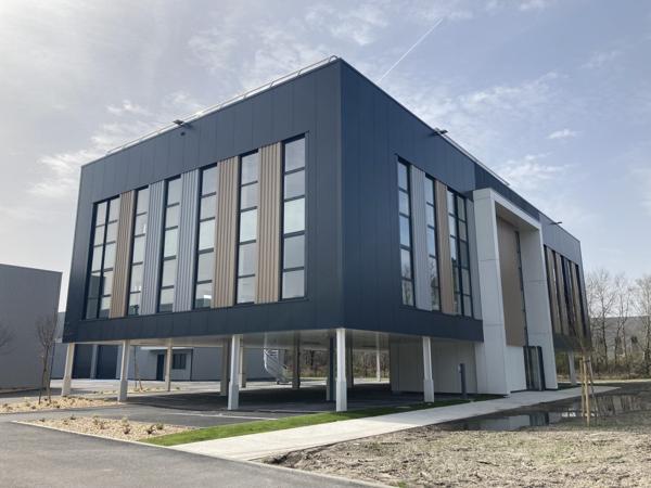 BUREAUX NEUFS A VENDRE - MERIGNAC