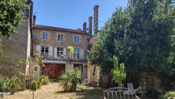 Maison à vendre à Montmorillon (86500) - Vienne