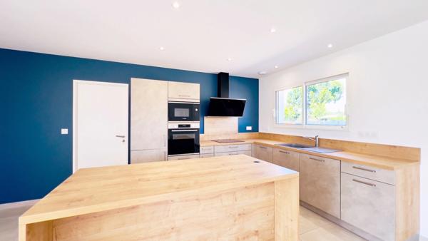 À vendre – Maison contemporaine T4 à étage de 111 m² avec terrasse et suite parentale