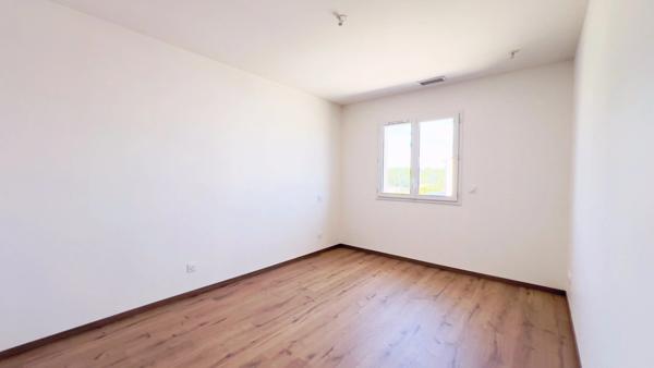 À vendre – Maison contemporaine T4 à étage de 111 m² avec terrasse et suite parentale