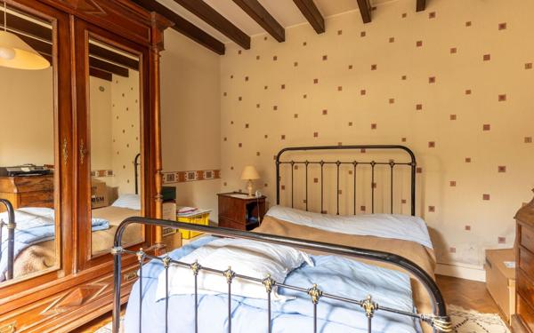 Maison à vendre    7 pièces •  Parentis-en-Born