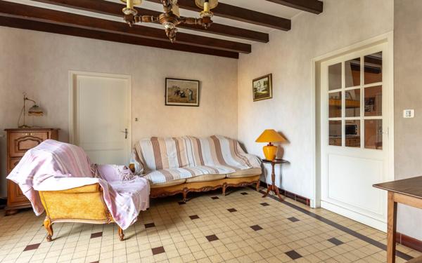 Maison à vendre    7 pièces •  Parentis-en-Born