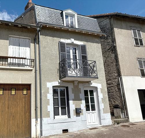 Charmante Maison à Vendre à LE VIGEN - Idéale pour Investisseurs ou premier achat!