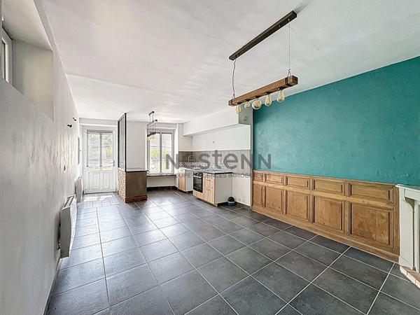 Charmante Maison à Vendre à LE VIGEN - Idéale pour Investisseurs ou premier achat!