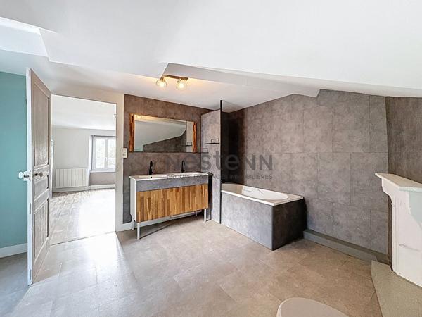 Charmante Maison à Vendre à LE VIGEN - Idéale pour Investisseurs ou premier achat!