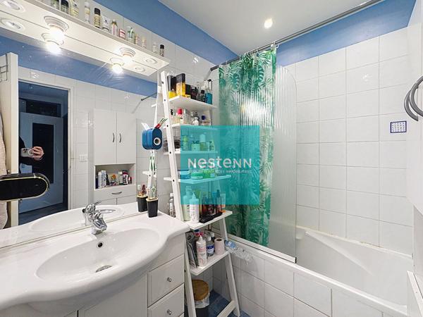 Appartement Franconville 3 pièces - Balcon, loggia - Cave et place de parking.