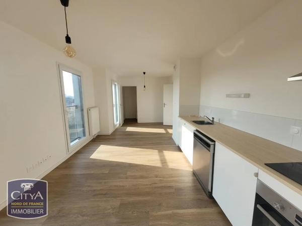 Appartement à louer 4 pièces 76.32m² Lille (59000)