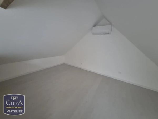 Appartement à louer 1 pièce 27.15m² Saint-Amand-les-Eaux (59230)