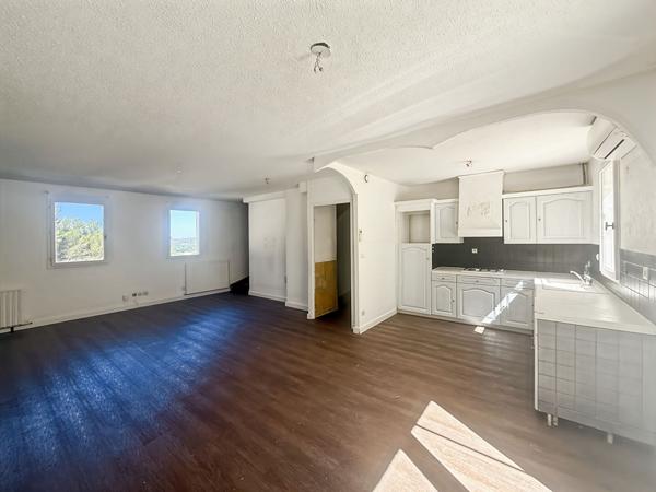 ERA PROVAIX - Maison Bouc Bel Air 5 pièce(s) 100 m2