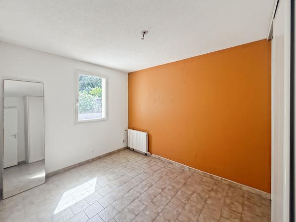 ERA PROVAIX - Maison Bouc Bel Air 5 pièce(s) 100 m2