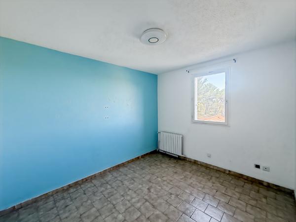 ERA PROVAIX - Maison Bouc Bel Air 5 pièce(s) 100 m2