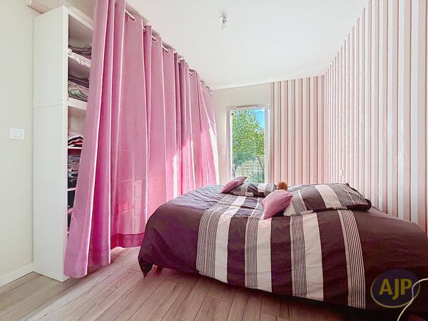 Maison à vendre Sainte Pazanne - 5 pièces, 94m² avec 3 chambre(s) à 360 000€ - AJP Immobilier Sainte-Pazanne