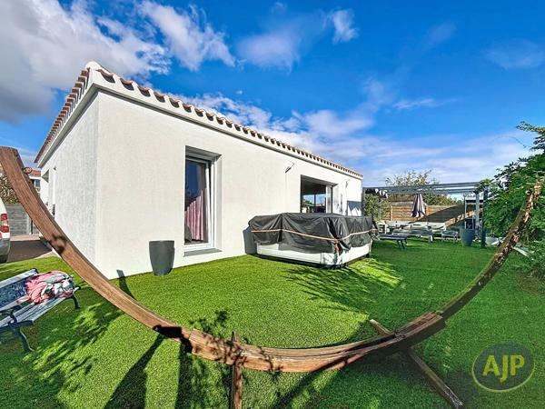 Maison à vendre Sainte Pazanne - 5 pièces, 94m² avec 3 chambre(s) à 360 000€ - AJP Immobilier Sainte-Pazanne