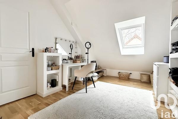 Maison à vendre 7 pièces 214 m² Saint-Thibault-des-Vignes