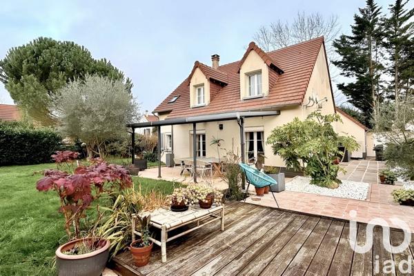 Maison à vendre 7 pièces 214 m² Saint-Thibault-des-Vignes