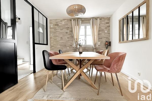 Maison à vendre 7 pièces 214 m² Saint-Thibault-des-Vignes