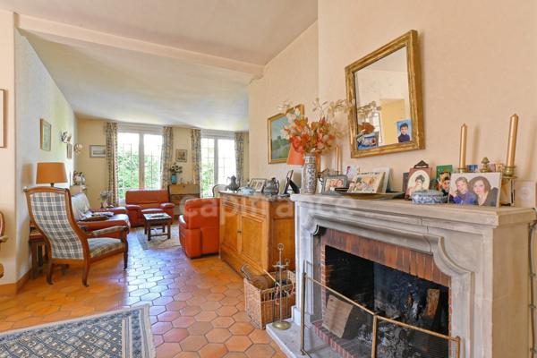 MAISONS LAFFITTE Château - Maison de 230m2, 5 chambres.